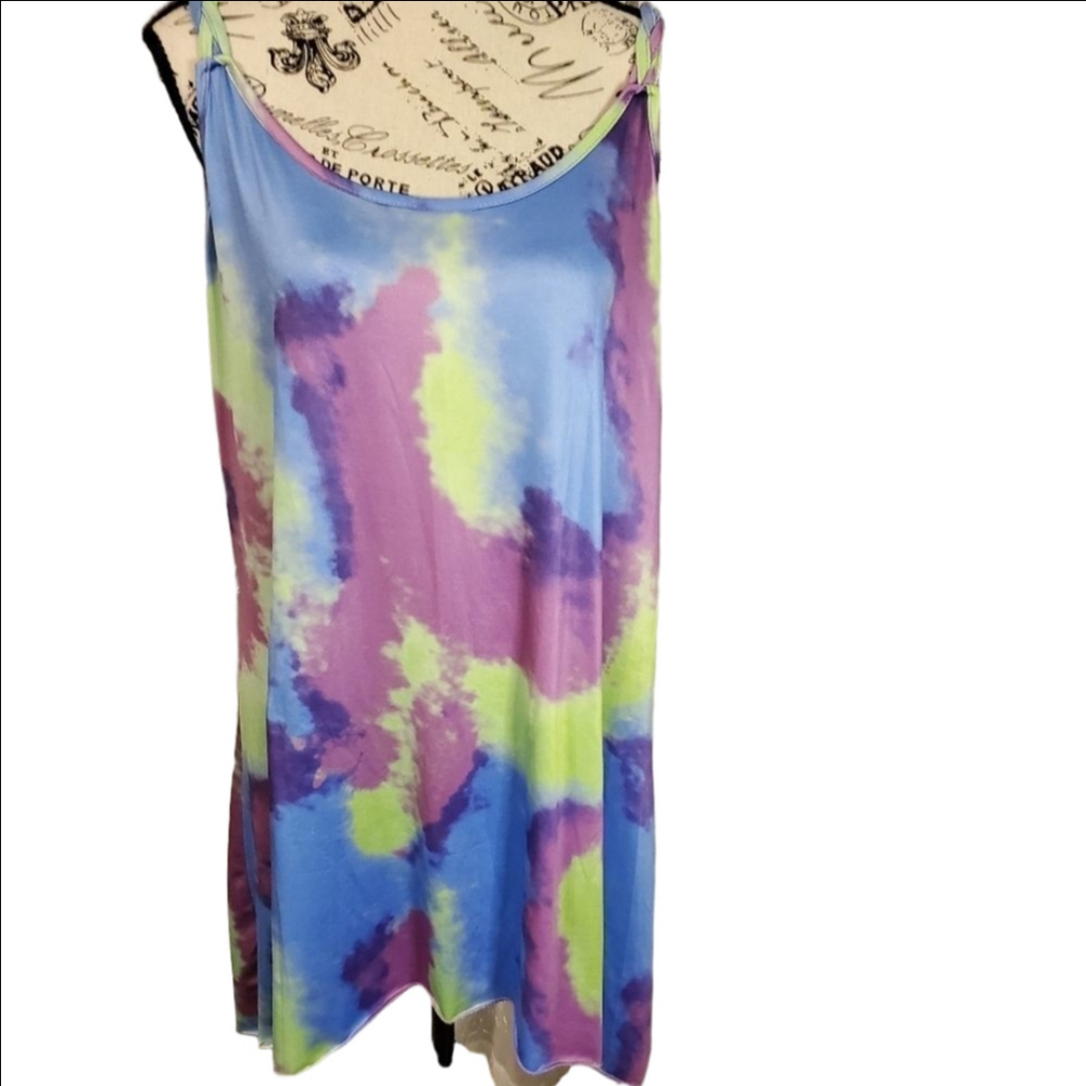 Dressfo Blue Green Purple Flowy Tank Top Large